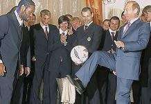 Футбол или политика?