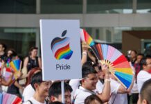 Apple cede alle pressioni cinesi e rimuove le app di incontri gay