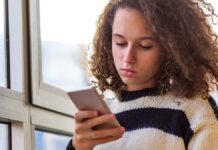 Зростання «штучних веганів»: чому деякі повністю відмовляються від Generative AI