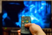 Smart TV’s worden niet sneller: waarom uw oude TV traag aanvoelt en wat u eraan kunt doen