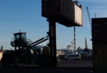 Близькосхідний конфлікт загрожує уповільненню світової торгівлі, попереджає СОТ