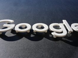 Google використовує історію пошуку для навчання ІІ. Ось як це зупинити