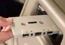 Як слухати CD в автомобілі з касетним магнітофоном